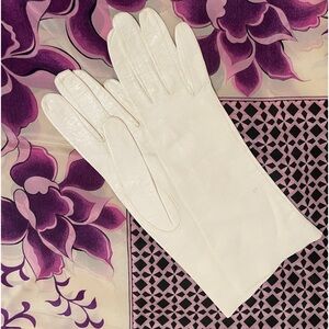 Dayne Taylor Vintage Kidskin Leather Gloves